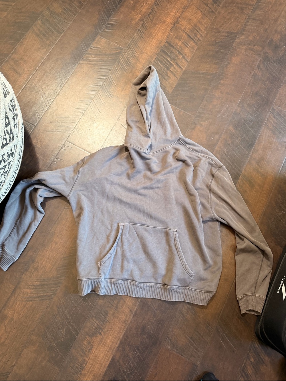 Elwood Classic Pullover Hoodie in Light Gray